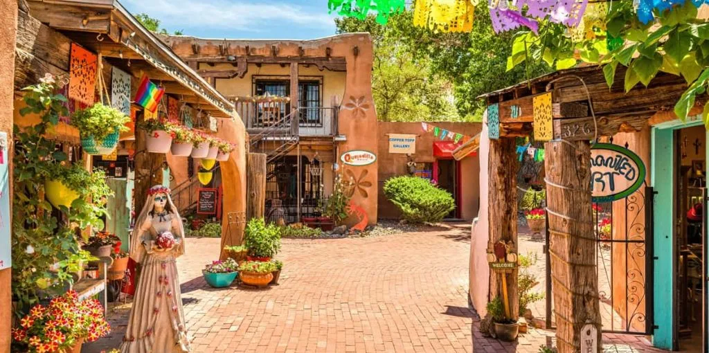 United Airlines Albuquerque Airport Office in Mexico