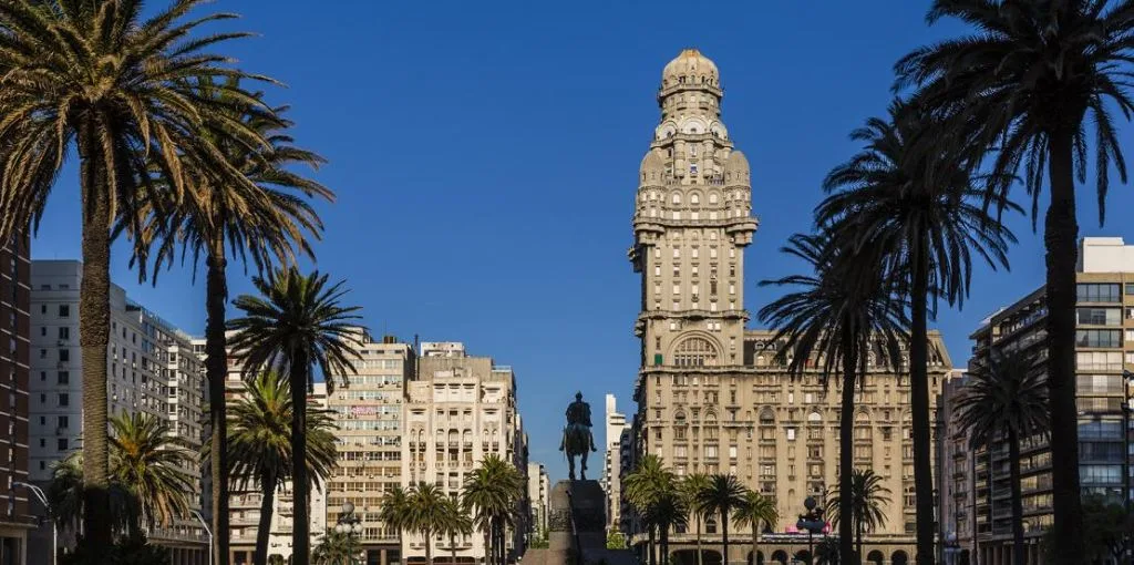 United Airlines Montevideo Reservations Office in Uruguay