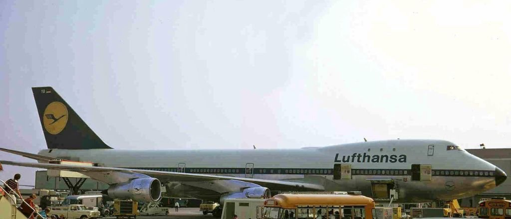 Lufthansa Airlines Zurich Airport – ZRH Terminal