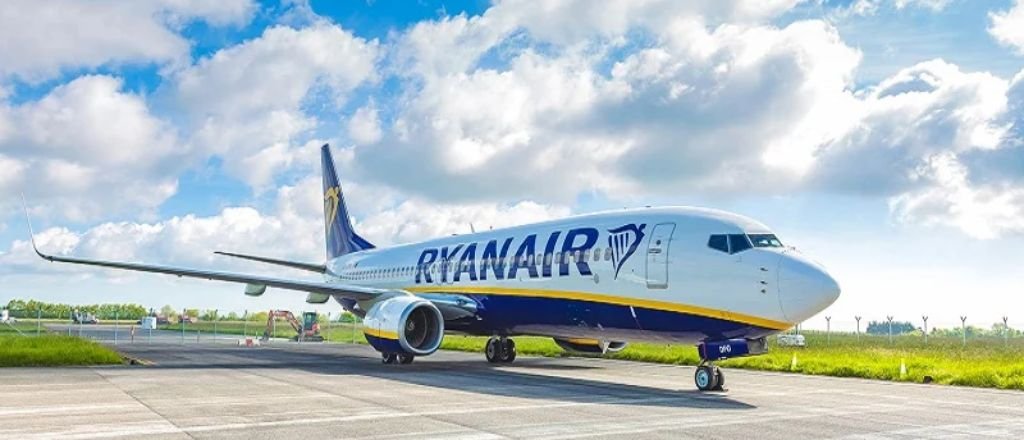 Ryanair Luxembourg Airport Terminal