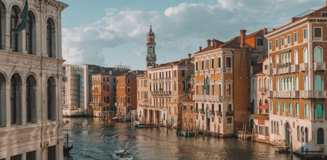 Turkish Airlines Venice Office Address