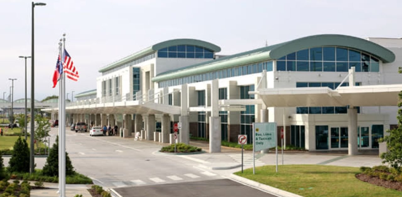 United Airlines Gulfport-Biloxi International Airport - GPT Terminal