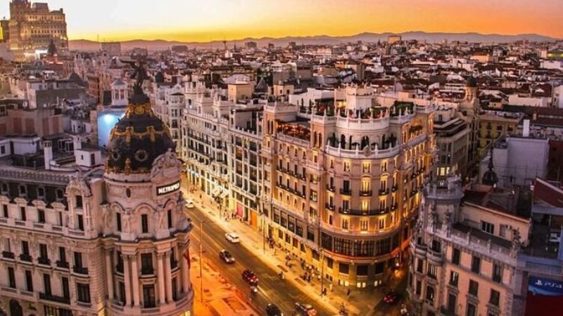 United Airlines Madrid Office