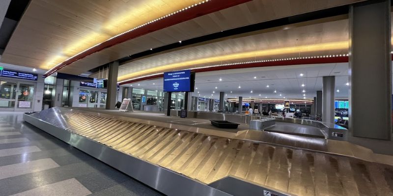 Air Canada SMF Terminal
