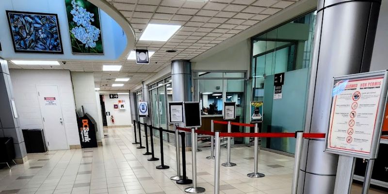 Air Canada YSJ Terminal