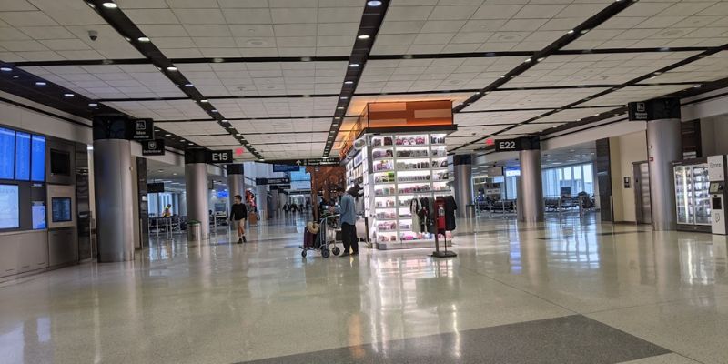 Spirit Airlines IAH Terminal
